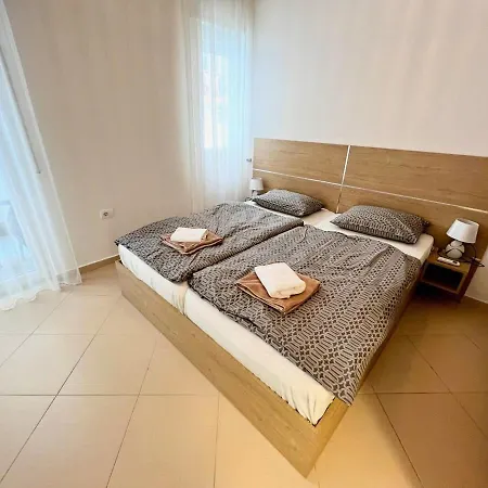 Buddha 621 公寓 Durrës