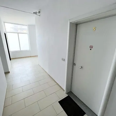 Buddha 621 Appartement Durrës